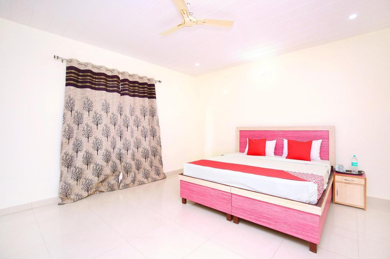 Oyo Flagship Armaan Resort Shahpur  Exterior foto