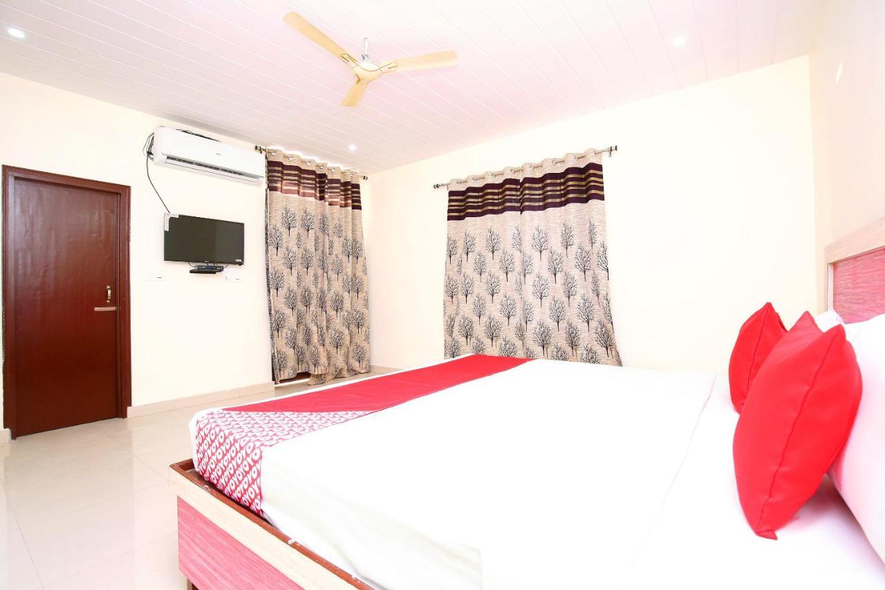 Oyo Flagship Armaan Resort Shahpur  Exterior foto